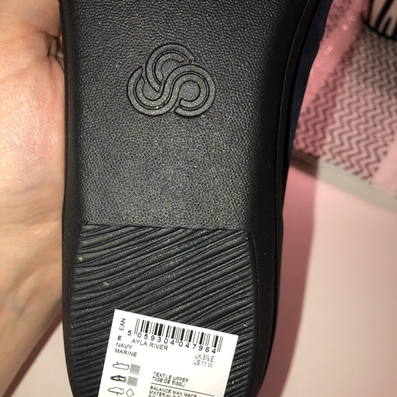 Brand new Clark’s Cloudsteppers Ayla River shoe in blue faux snakeskin - Picture 5 of 5